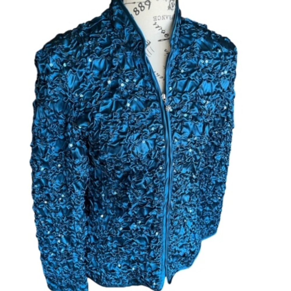 Adressing Woman Jacket - Picture 3 of 5
